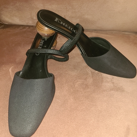 Spherical Clear Heel Slip On Pum - Picture 3 of 5